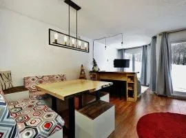 Hameau 28-51 Studio