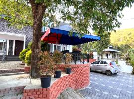 Pine Trees Home Holidays, hotell sihtkohas Vagamon