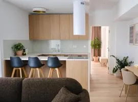 Brown I One Bedroom Apartment I One Cotroceni Park