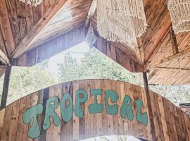 Tropical Escape - Patal Eco Villas begnas, Hotel in Rānīpauwa