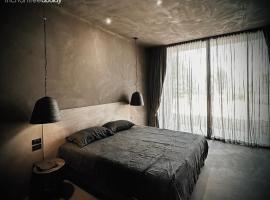 inchantreedoolay huahin, hotel v destinaci Pran Buri