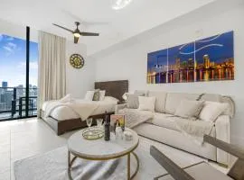 Exclusive Studio with City Views in Downtown Miami