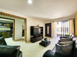 Casa Ideal Medellín, Amplia, Cálida y Estratégica