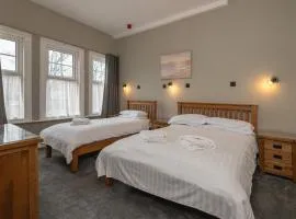 Ascot Grange Hotel - Voujon Resturant