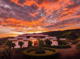 Hotel Poas Paradise, h&ocirc;tel avec parking &agrave; Alajuela