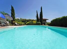 Villa Le Due Lune 6 Pax by VILLASRETREATS, Hotel in Filattiera