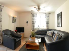 Achtern Diek Haus 12c Wohnung 4, ξενοδοχείο σε Müggenburg