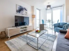 Stylish City Centre Apartment - Home From Home With Fully-Equipped Kitchen, Smart TV, Netflix, Superfast WiFi, Free Parking, Self Check-In - By Brightleap Apartments