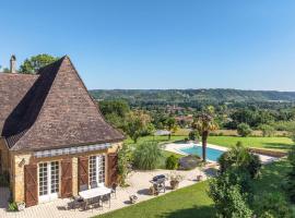 Charmante maison avec piscine privée au cœur du Périgord - FR-1-824-22, hotel in Siorac-en-Périgord