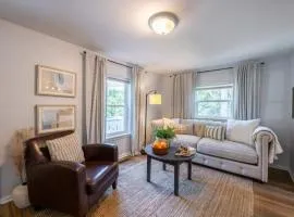 Downtown Bungalow