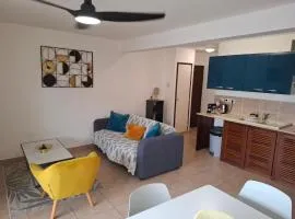 NANA- Appartement B23-Cuisine équipée- WIFI- CLIM-Terrasse