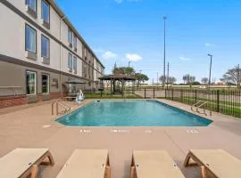 Motel 6-Rosenberg, TX