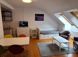 Flataid Apartment Obere Bahnstraße - Grazer Messe