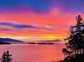 Oceanfront Garden Suite - Stunning Views & Wildlife