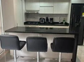 Moderno Apartamento Primer Piso Cerca de Pereira