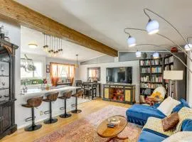 10 Mi to Red Rocks Denver Home with Fire Pit!