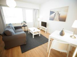 Practical Studio for 2, Hotel in Vöyri