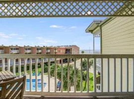 Ocean & Pool Views Top Floor - Shoreline Stays 03
