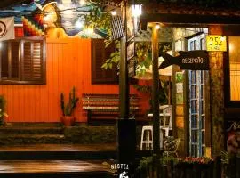 Hostel Antônio Pescador - Centro da Guarda do Embaú