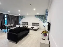 Ezzyhome Puteri Square