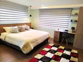Suite de lujo Cleopatra con Jacuzzi Privado