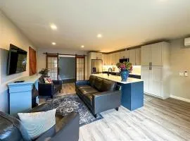 Sqc Cedar St Cottage