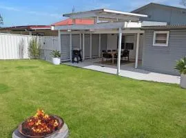 Husky Beach House by Experience Jervis Bay