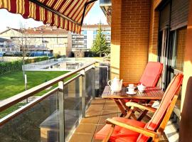 Red Wine Haro, piscina y parking, hotel v destinaci Haro