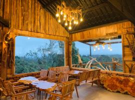 Vi Vu Homestay Măng Đen, hotel v destinaci Kon Plong