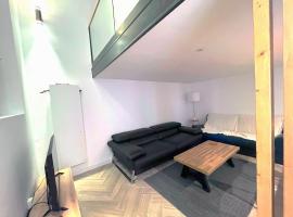 T3 calme et cosy, idéalement situé près du château et de la gare, dans un cadre paisible, hotel v destinaci Rambouillet