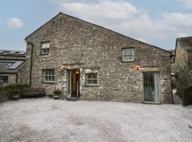 Lady Barn