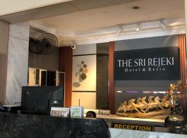 Hotel The Sri Rejeki, hotel v destinaci Blitar