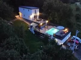 Nice Home In Zadrkovec With Wifi