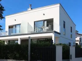 Gorgeous Apartment In Ugljan With Wifi