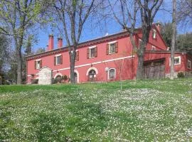 4 Bedroom Stunning Home In Serrungarina