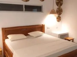Uroa House