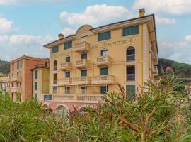 Residenza al Porto appartamenti con parcheggio, hotel a Spotorno