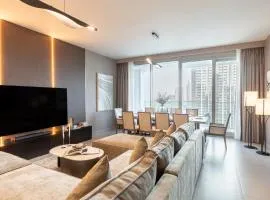 Royal 4BR Burj Khalifa View Dubai Mall