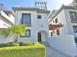 Sky Breeze Villas, hotel in Ayios Yeoryios