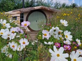 Cranfield Retreat & Glamping, glamping en Long Melford