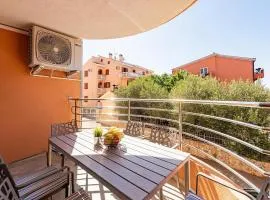 2 Bedroom Gorgeous Apartment In Zadar