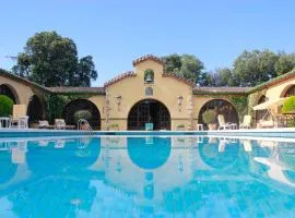 Masia Mimosa Pool house