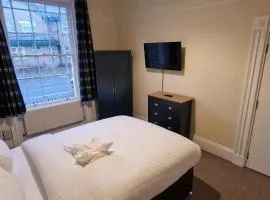 SELF CHECK-IN QUICK ROOMz WAKEFIELD