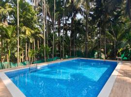 Baadal Pani Beach Resort Near Kelwa Beach, hotel v destinaci Dāndepāda