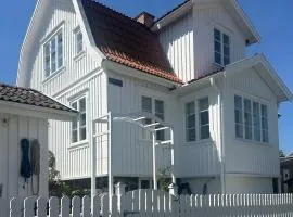 Archipelago villa with seaview and 2min to baths