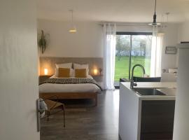 Casa Cosy, ξενοδοχείο σε Lesneven