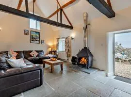 Castle Forge 4-Bedroom Historic Purbeck Forge in Kingston, Corfe Castle, Sleeps 7