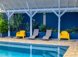 Appartement moderne avec piscine à Pointe-Noire
