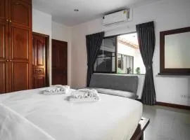 Luxury Massarossa Pool Villa Pattaya-21