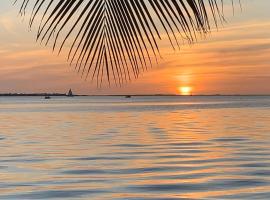 Keys Paradise!, коттедж в Ки-Ларго